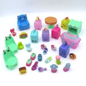 Lot Of 32 Shopkins Mixed Mini Figures & Accessories Toys For Kids   24